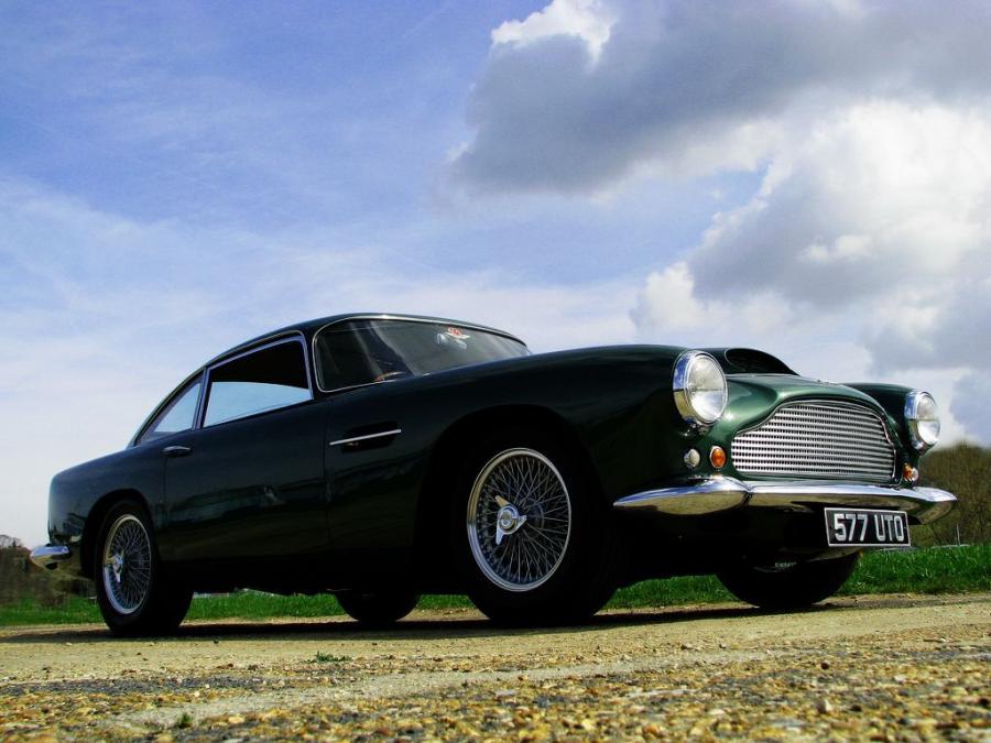  Aston Martin DB4 (Series II) 1960 года  (UK) (фото 23 из 38)
